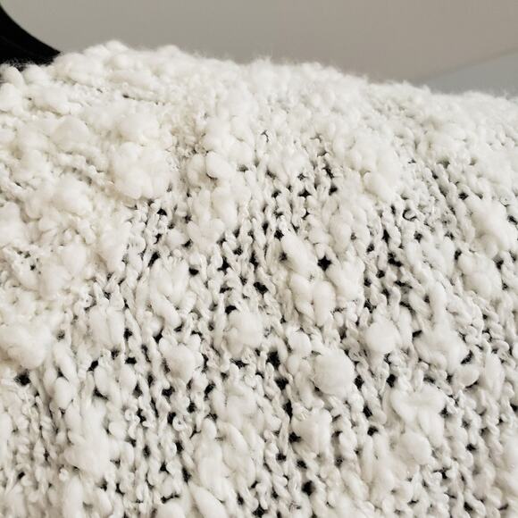 Chaus Sweater Womens White Ivory Short Sleeve Knit Textured Top Medium Minimal - Picture 6 of 11